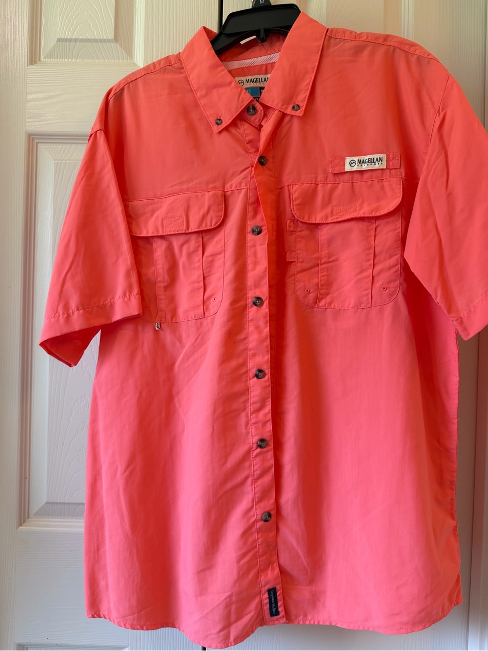 Magellan Outdoors Men’s Short-Sleeve Button-Up Shirt - Coral size M